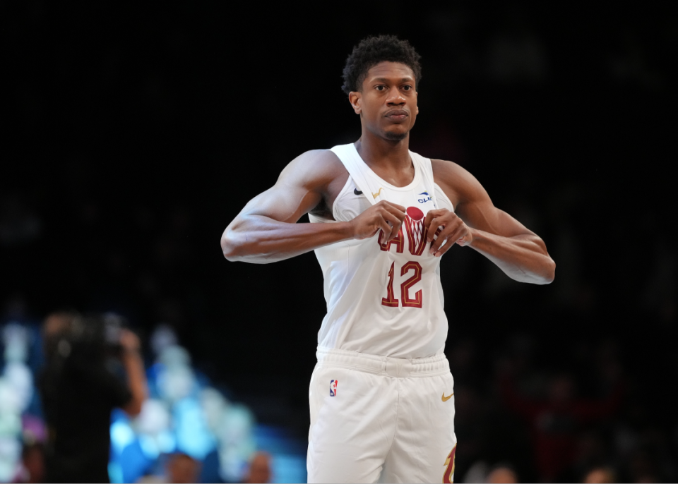 本赛季球队, 若亨特无法, 或首发